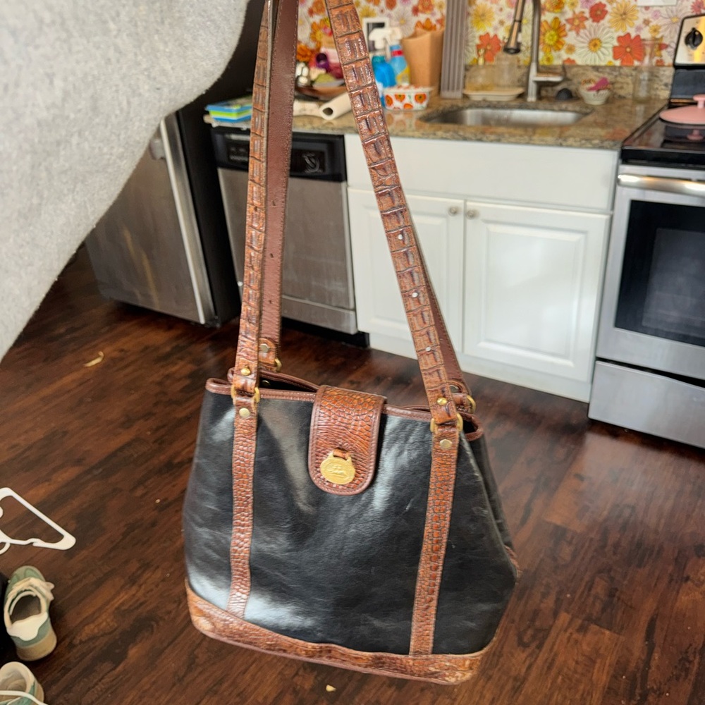 Black and Brown Vintage Brahmin Leather Bag